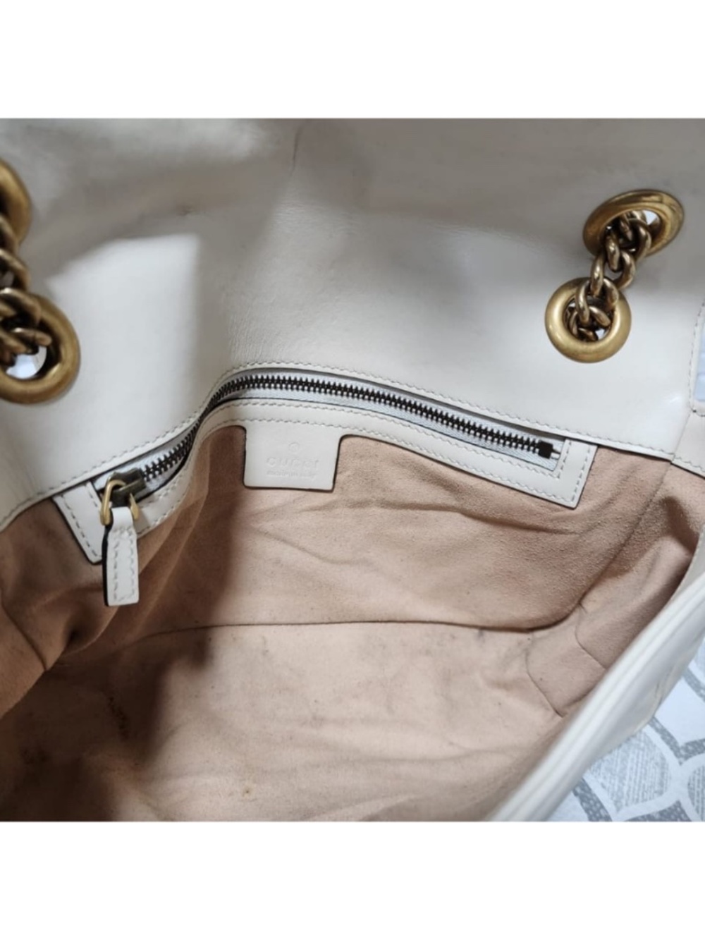 Authentic GUCCI Calfskin Matelasse Medium GG Marmont Shoulder Bag Cream - Picture 9 of 16